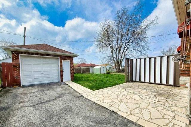 13 Mcmann Dr, House detached with 3 bedrooms, 2 bathrooms and 5 parking in Thorold ON | Image 26