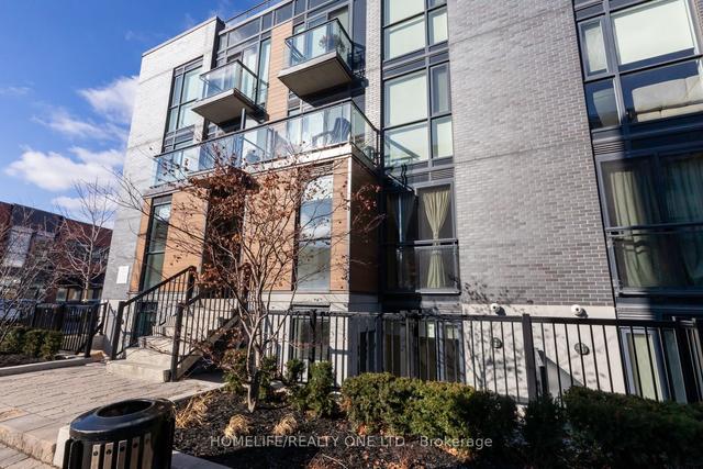 th902 - 57 Macaulay Ave, Townhouse with 2 bedrooms, 3 bathrooms and 1 parking in Toronto ON | Image 1