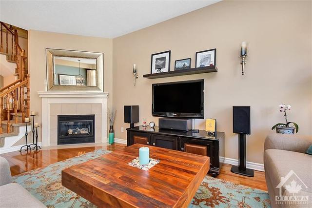 80 Ambiance Drive, Townhouse with 3 bedrooms, 3 bathrooms and 3 parking in Ottawa ON | Image 5