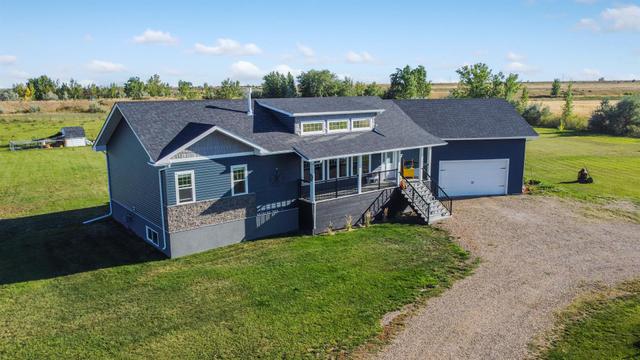 7 1 Avenue S, House detached with 4 bedrooms, 3 bathrooms and null parking in Taber MD AB | Image 1