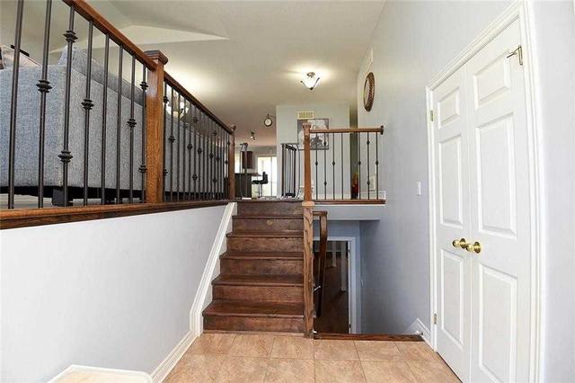 8706 Westport Dr, House detached with 3 bedrooms, 3 bathrooms and 5 parking in Niagara Falls ON | Image 25