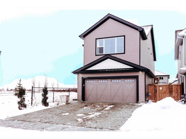 20427 99 Av Nw, House detached with 3 bedrooms, 2 bathrooms and null parking in Edmonton AB | Image 3