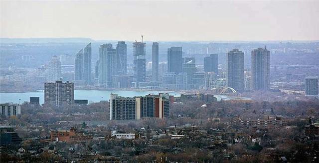 4801 - 1080 Bay St, Condo with 2 bedrooms, 2 bathrooms and 2 parking in Toronto ON | Image 13