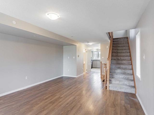 171 - 2560 Rosedrop Path, House attached with 4 bedrooms, 3 bathrooms and 2 parking in Oshawa ON | Image 4