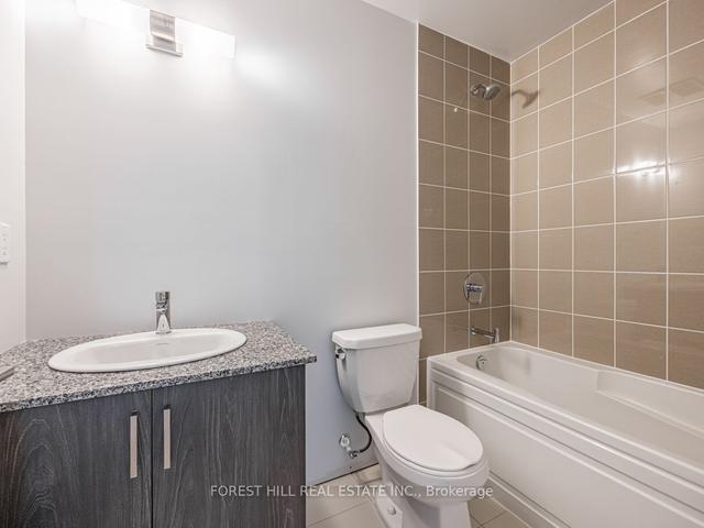 401 - 10 Meadowglen Pl, Condo with 3 bedrooms, 2 bathrooms and 1 parking in Toronto ON | Image 14
