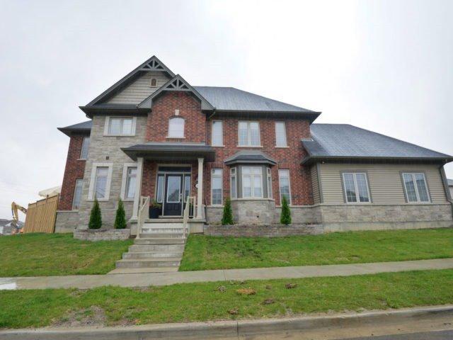 1533 Upper Sherman Ave, House detached with 3 bedrooms, 3 bathrooms and 2 parking in Hamilton ON | Image 2