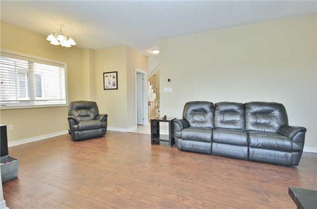 1224 Mary Lou St, House detached with 3 bedrooms, 3 bathrooms and 2 parking in Innisfil ON | Image 4