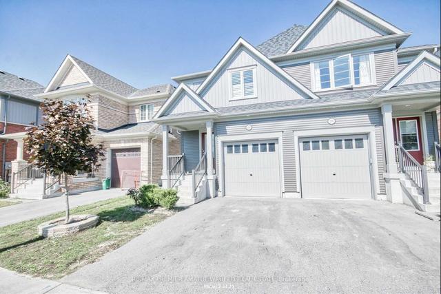 200 Lady Angela Ave S, House semidetached with 3 bedrooms, 4 bathrooms and 2 parking in Oshawa ON | Image 12