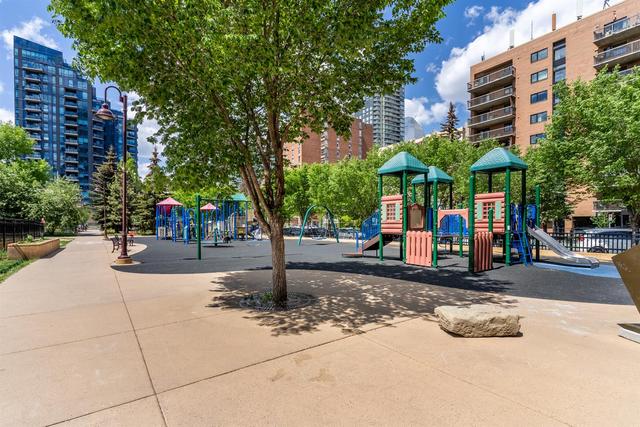 1103 - 215 13 Avenue Sw, Condo with 2 bedrooms, 2 bathrooms and 1 parking in Calgary AB | Image 35