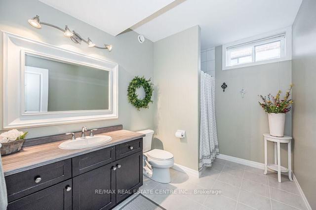 56 Law Dr, House detached with 2 bedrooms, 3 bathrooms and 4 parking in Guelph ON | Image 20