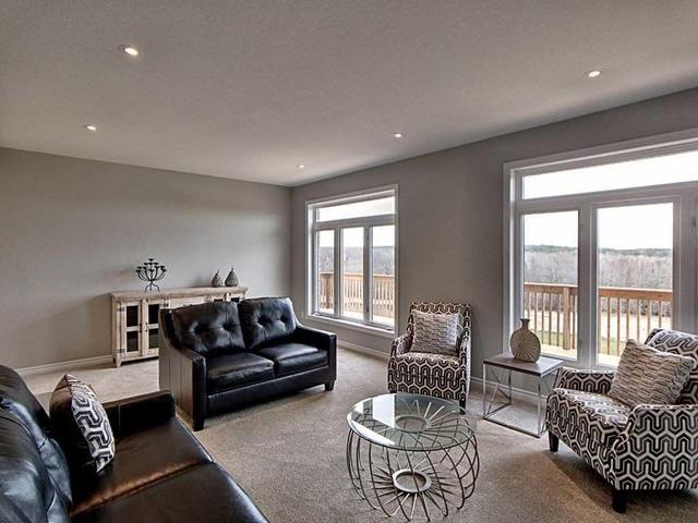 83 Norma Cres, House detached with 4 bedrooms, 4 bathrooms and 2 parking in Guelph ON | Image 5