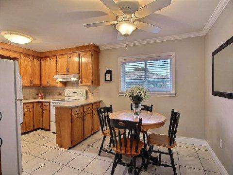 81 Royal Manor Dr, House detached with 3 bedrooms, 2 bathrooms and 8 parking in St. Catharines ON | Image 5
