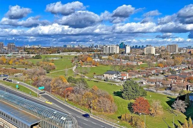 1505 - 160 Flemington Rd, Condo with 2 bedrooms, 2 bathrooms and 1 parking in Toronto ON | Image 8