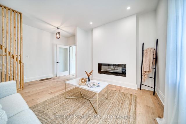 50 Regent St, House detached with 3 bedrooms, 3 bathrooms and 4 parking in Toronto ON | Image 26