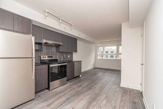 212 - 1121 Cooke Blvd, Townhouse with 3 bedrooms, 3 bathrooms and 1 parking in Burlington ON | Image 2