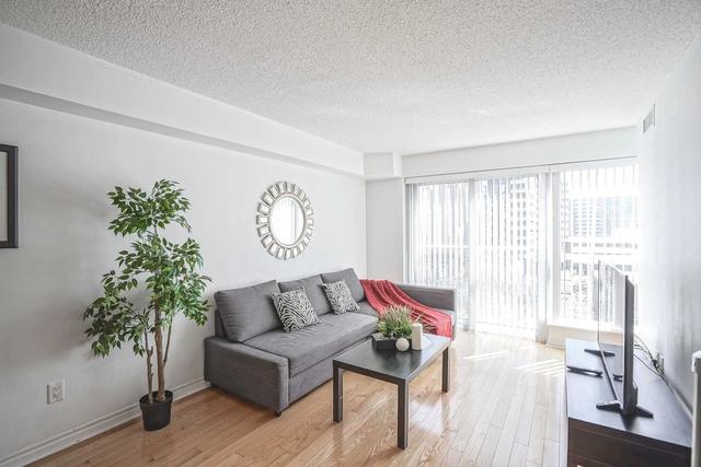 833 - 250 Wellington St W, Condo with 1 bedrooms, 1 bathrooms and 0 parking in Toronto ON | Image 14
