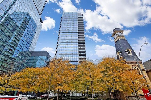 2303 - 55 Scollard St, Condo with 2 bedrooms, 3 bathrooms and 2 parking in Toronto ON | Image 9