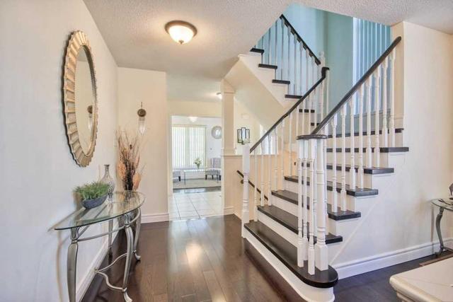 57 Turnerbury Ave, House detached with 5 bedrooms, 4 bathrooms and 2 parking in Ajax ON | Image 5