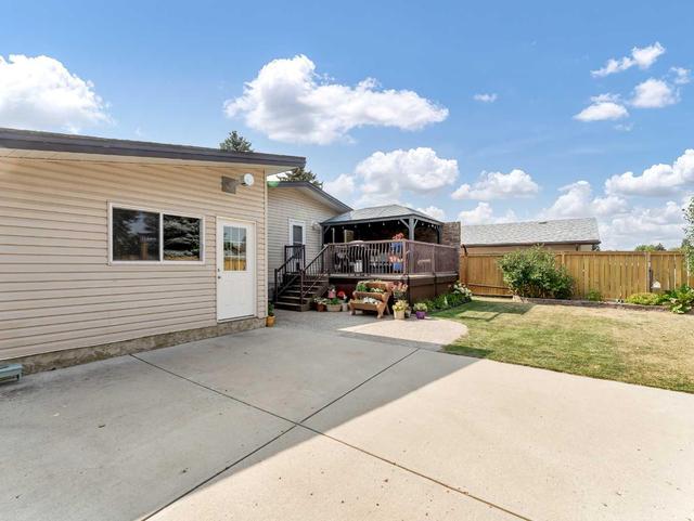 60 Cameron Road Se, House detached with 4 bedrooms, 2 bathrooms and 4 parking in Medicine Hat AB | Image 43