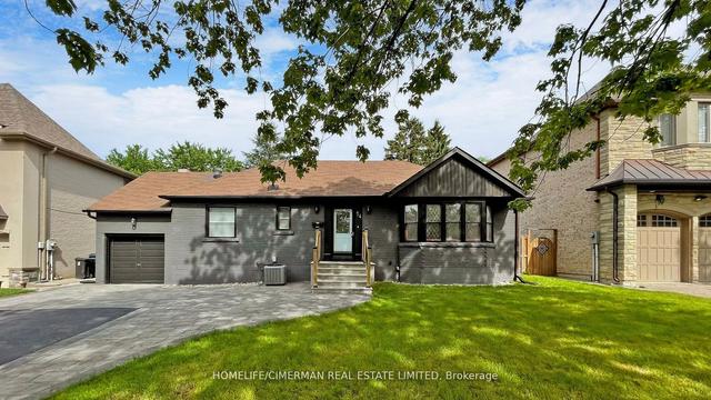 54 Cotswold Cres, House detached with 3 bedrooms, 2 bathrooms and 5 parking in Toronto ON | Image 34