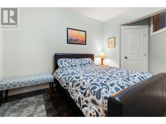 11 - 306 Creekview Road, House attached with 2 bedrooms, 1 bathrooms and 1 parking in Okanagan Similkameen I BC | Image 10
