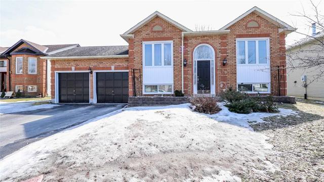 79 Mccarthy Cres, House detached with 3 bedrooms, 2 bathrooms and 2 parking in Essa ON | Image 1