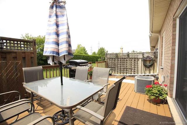 48 Manitoulin Tr, Townhouse with 2 bedrooms, 2 bathrooms and 1 parking in Hamilton ON | Image 15
