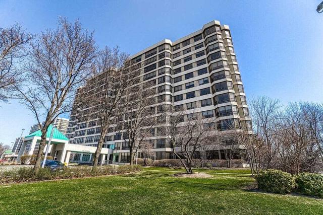 810 - 330 Mill St S, Condo with 2 bedrooms, 2 bathrooms and 2 parking in Brampton ON | Image 12