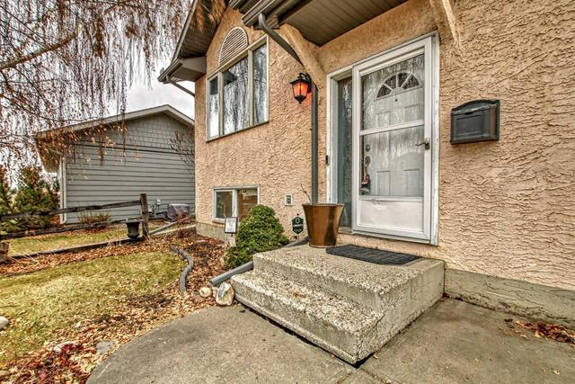 98 Deerpath Road Se, House detached with 2 bedrooms, 1 bathrooms and 4 parking in Calgary AB | Image 3