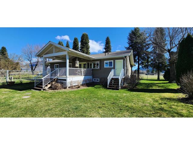 1480 Carson Road, House detached with 3 bedrooms, 3 bathrooms and null parking in Kootenay Boundary D BC | Image 88