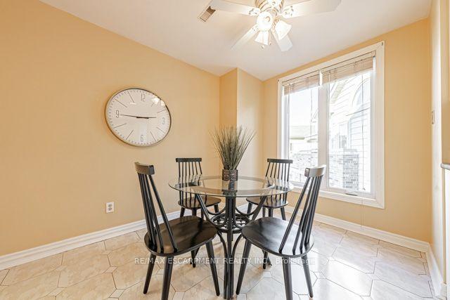 14 - 3230 New St, Townhouse with 2 bedrooms, 2 bathrooms and 2 parking in Burlington ON | Image 7