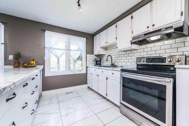 6932 Bilbao Lane, House semidetached with 3 bedrooms, 2 bathrooms and 3 parking in Mississauga ON | Image 34