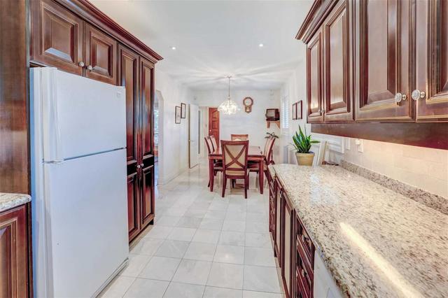 59 Katherine Rd, House detached with 4 bedrooms, 3 bathrooms and 8 parking in Toronto ON | Image 5