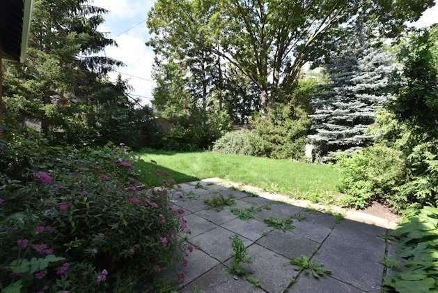 23 Appledale Rd, House detached with 3 bedrooms, 1 bathrooms and 3 parking in Toronto ON | Image 17