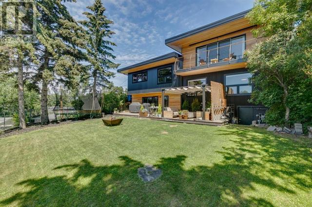 2411 Juniper Road Nw, House detached with 4 bedrooms, 2 bathrooms and 5 parking in Calgary AB | Image 44
