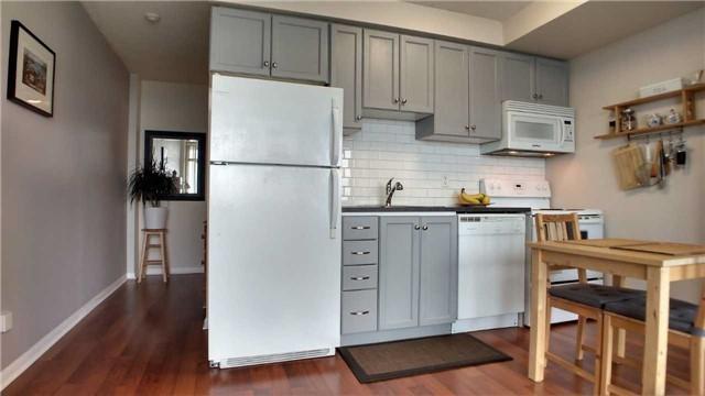 802 - 2464 Weston Rd, Condo with 1 bedrooms, 1 bathrooms and 1 parking in Toronto ON | Image 8