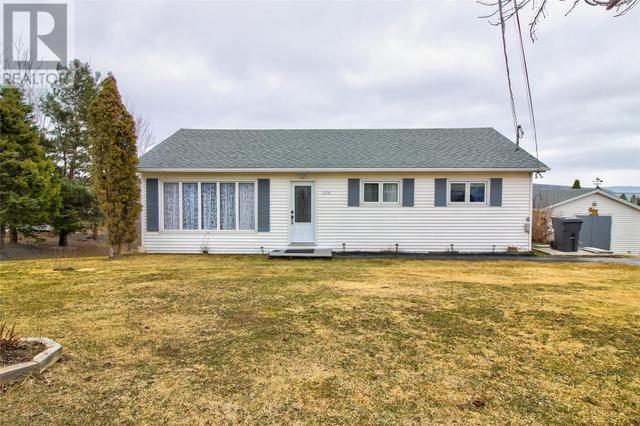 228 Balbo Drive, House detached with 4 bedrooms, 2 bathrooms and null parking in Clarenville NL | Image 1