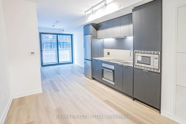 718 - 1 Jarvis St, Condo with 2 bedrooms, 2 bathrooms and 1 parking in Hamilton ON | Image 28