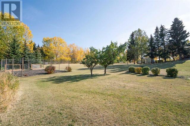 28 Poplar Hill Place, House detached with 4 bedrooms, 3 bathrooms and 6 parking in Rocky View County AB | Image 41