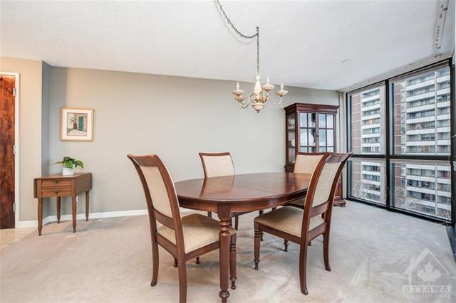 1214 - 2871 Richmond Road, Condo with 2 bedrooms, 2 bathrooms and 1 parking in Ottawa ON | Image 5