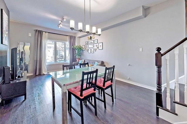 37 - 31 Coneflower Cres, Townhouse with 3 bedrooms, 3 bathrooms and 2 parking in Toronto ON | Image 2