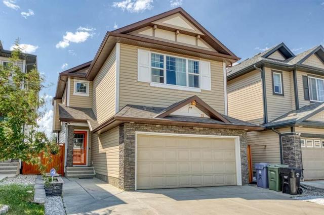 213 Panton Way Nw, House detached with 4 bedrooms, 3 bathrooms and 5 parking in Calgary AB | Image 2