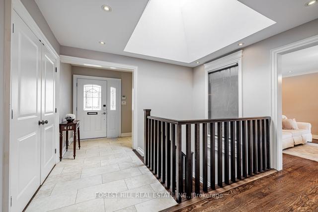 42 Heathview Ave, House detached with 4 bedrooms, 3 bathrooms and 6 parking in Toronto ON | Image 12