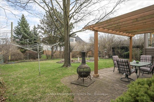 82 Rayne Ave, House detached with 3 bedrooms, 2 bathrooms and 4 parking in Oakville ON | Image 29