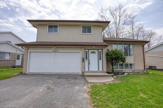 1069 Hudson Drive, Home with 5 bedrooms, 2 bathrooms and 4 parking in Kingston ON | Image 2