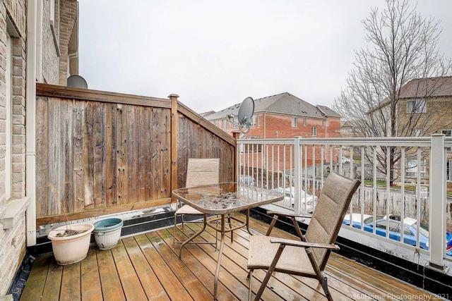 384 Danforth Rd, House attached with 4 bedrooms, 4 bathrooms and 2 parking in Toronto ON | Image 3