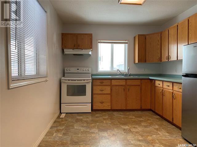 104 1st Street Nw, House detached with 2 bedrooms, 1 bathrooms and null parking in Watson SK | Image 4
