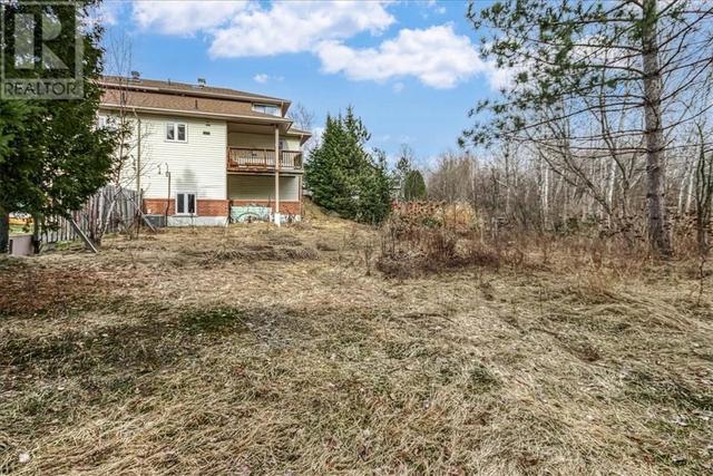 5 Amberwood, House detached with 4 bedrooms, 3 bathrooms and null parking in Greater Sudbury ON | Image 25