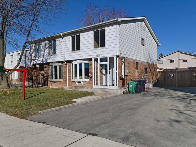162 Hansen Rd N, House semidetached with 3 bedrooms, 4 bathrooms and 5 parking in Brampton ON | Image 12