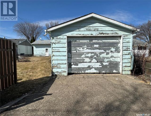 307 1st Avenue Ne, House detached with 3 bedrooms, 1 bathrooms and null parking in Preeceville SK | Image 26
